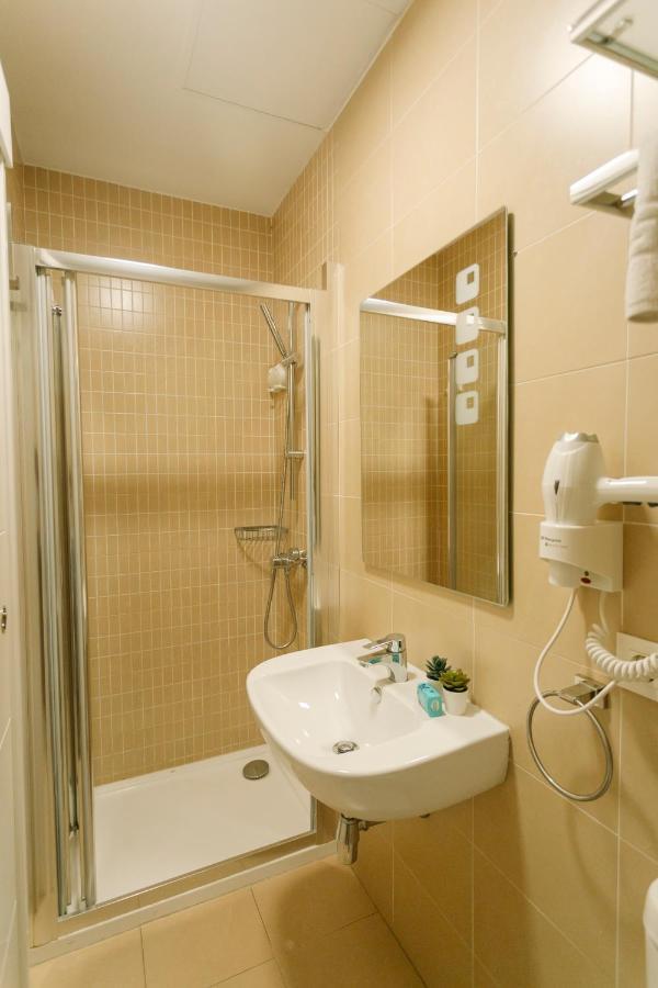 Appartamento O&L Lumbreras: Bright Duplex With Private Terrace Siviglia Esterno foto